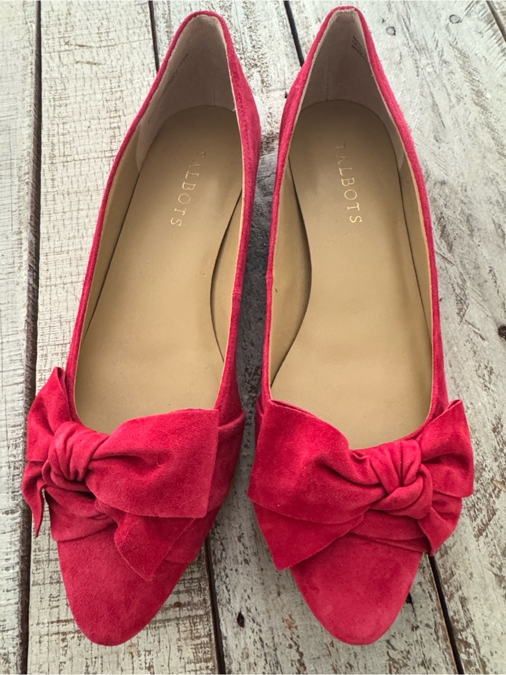 Talbot Wrapped Bow Red Suede Flats New w/out Box - Picture 4 of 11